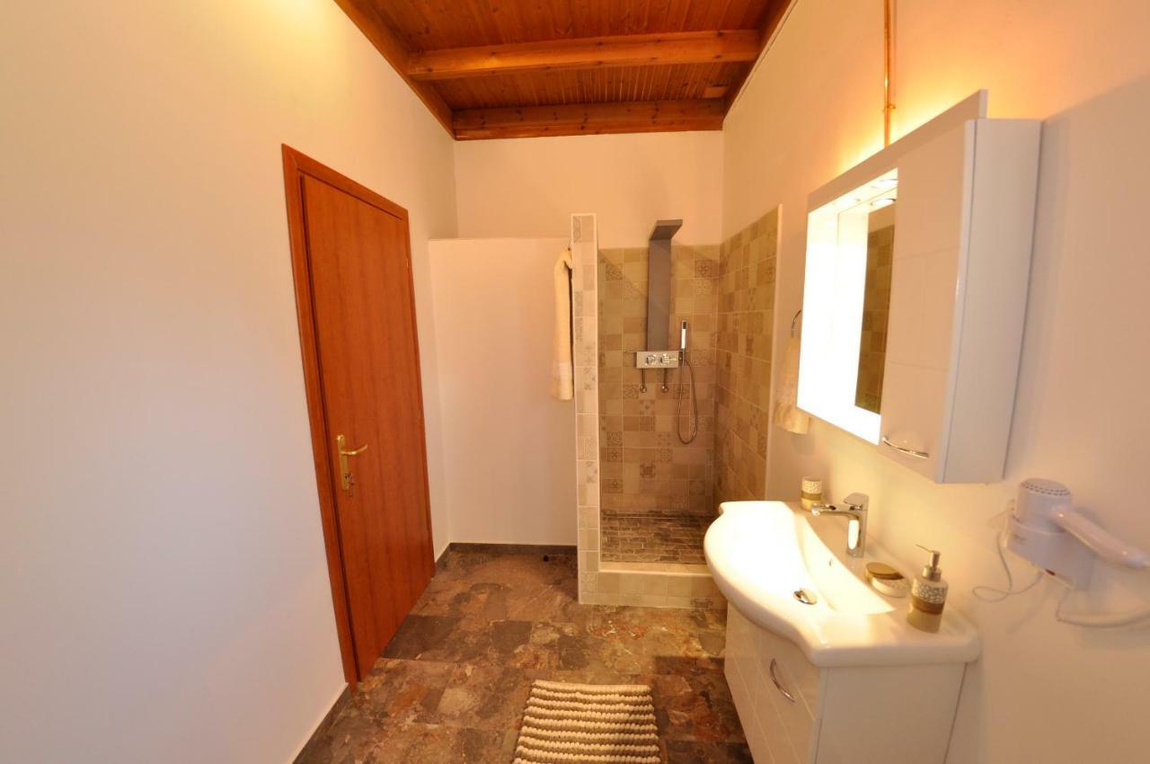 Villa Angelko Kavvadades Екстериор снимка